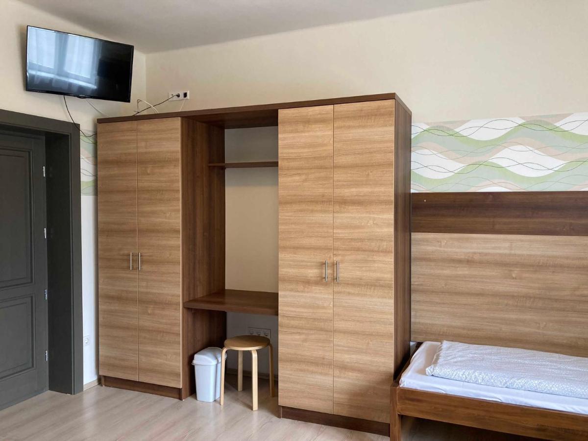 Toronyi Vendeghaz Hotell Exteriör bild
