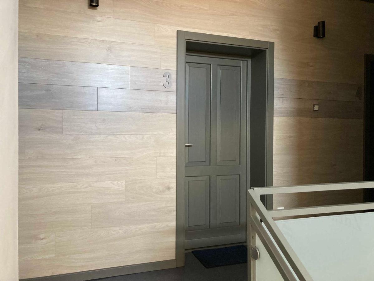 Toronyi Vendeghaz Hotell Exteriör bild